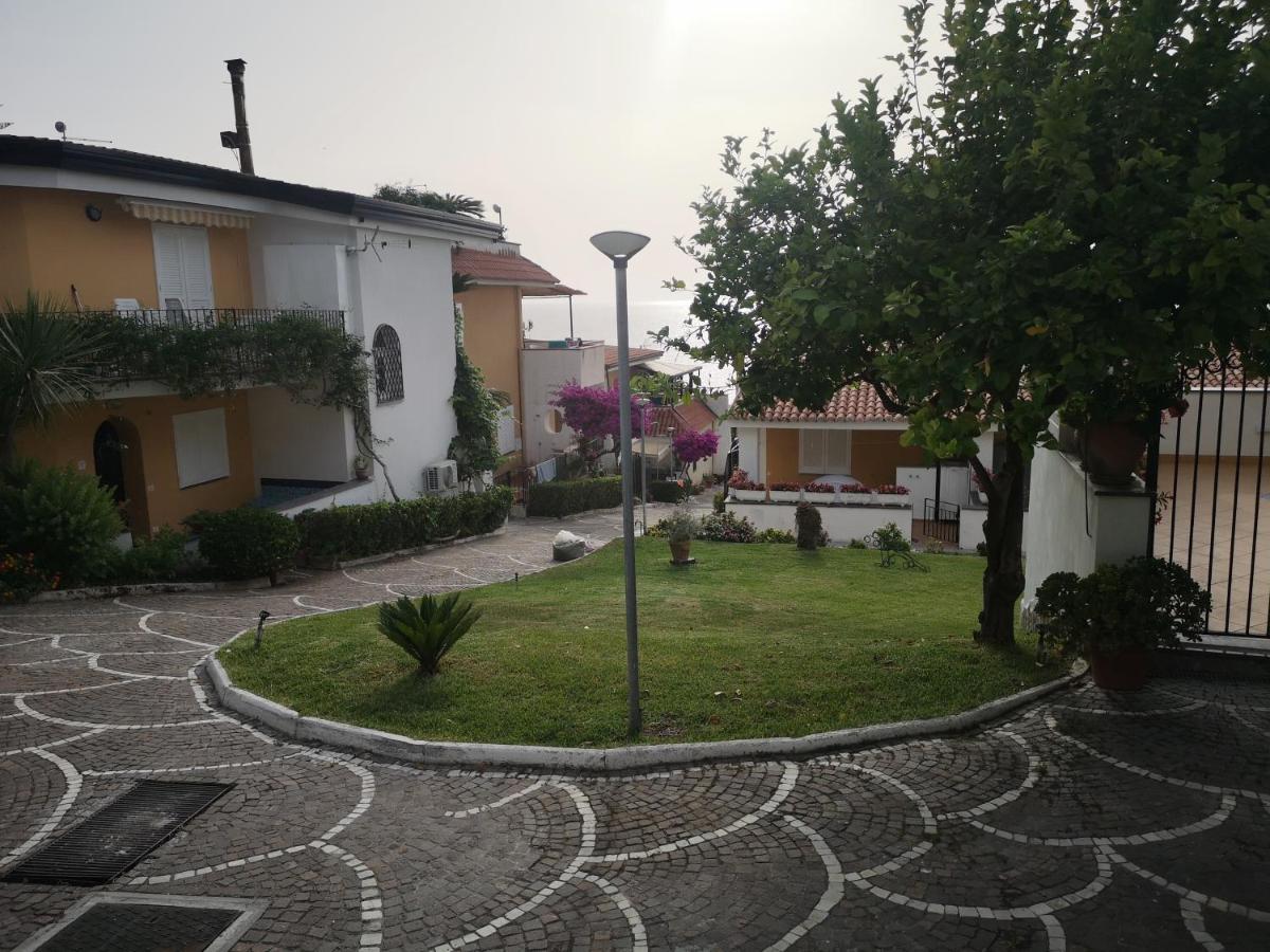 Othalan Aparments Daire Castellabate Dış mekan fotoğraf