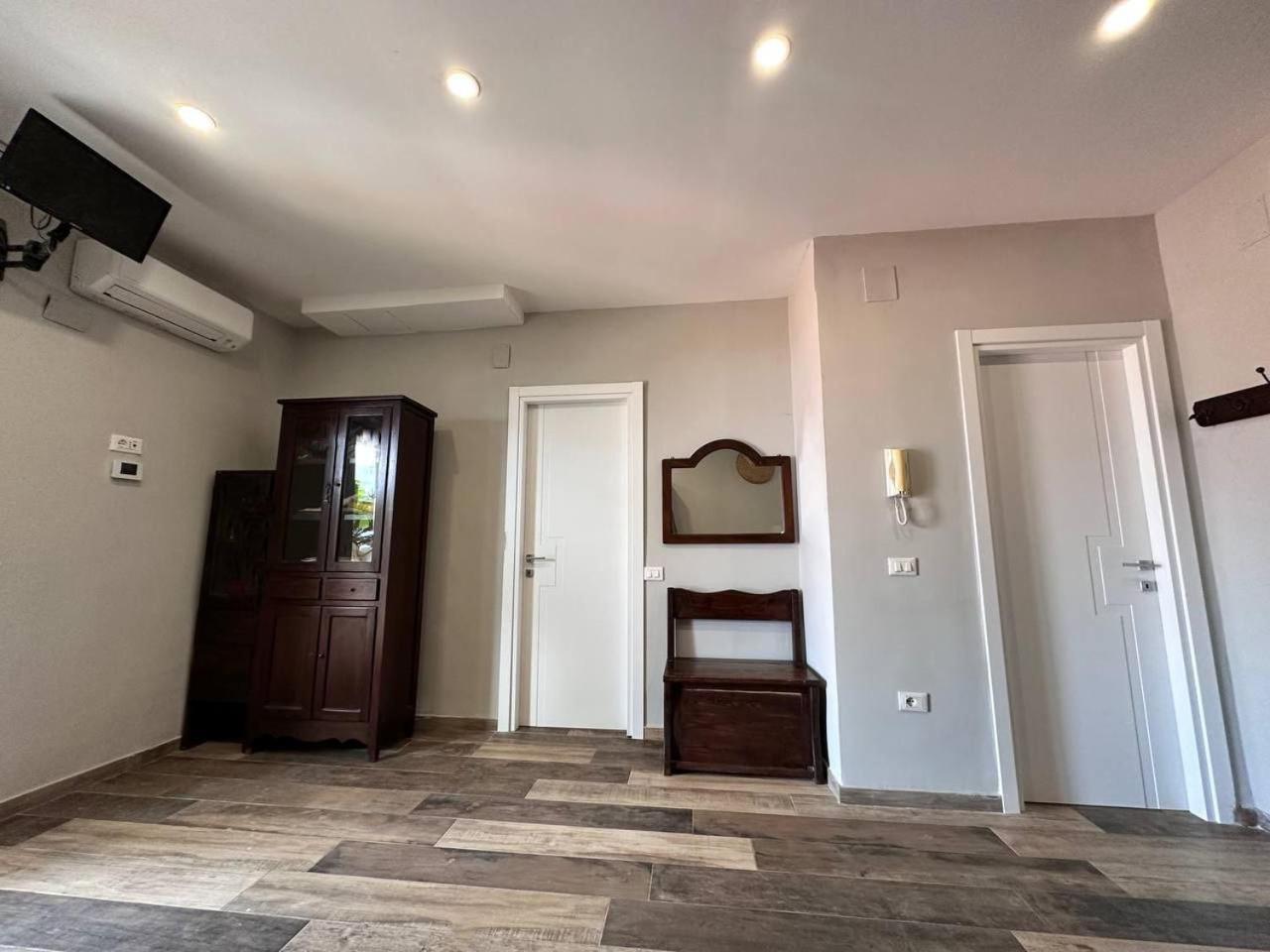 Othalan Aparments Daire Castellabate Dış mekan fotoğraf